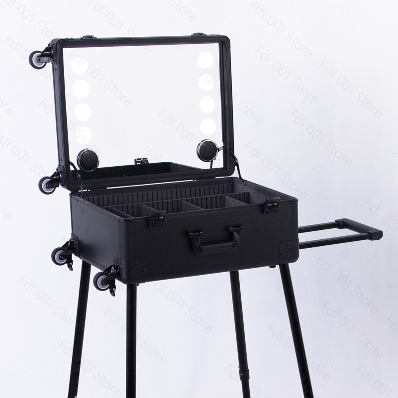 حقيبة متنقلة احترافية للمستحضر - مراجعة Beauty Makeup Trolley وسعره