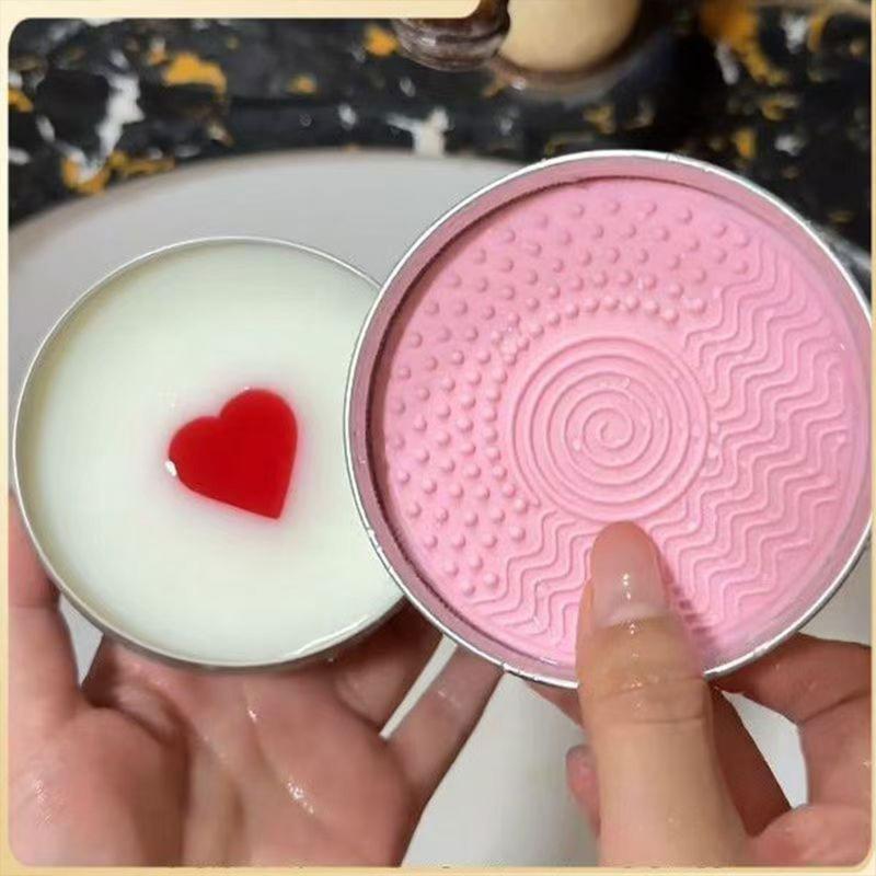 صابون تنظيف فرش المكياج على شك - مراجعة Cosmetic Sponge وسعره
