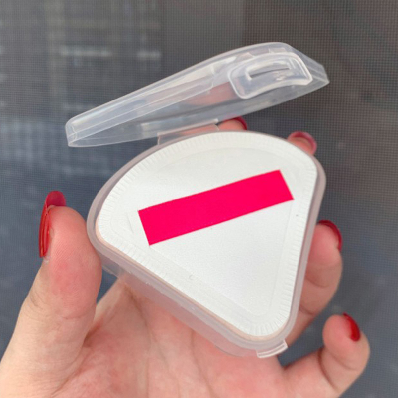 علبة إسفنجة مكياج محمولة شفافة - مراجعة Cosmetic Sponge وسعره