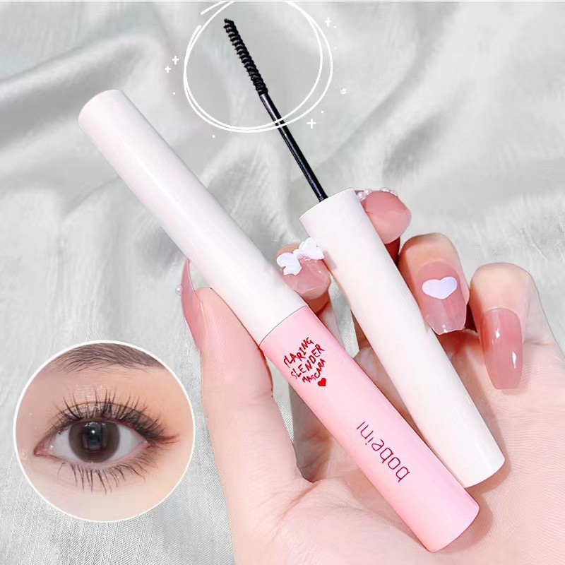 ماسكارا سوداء بنية ثلاثية الأب - مراجعة Huda Beauty Makeup Set وسعره
