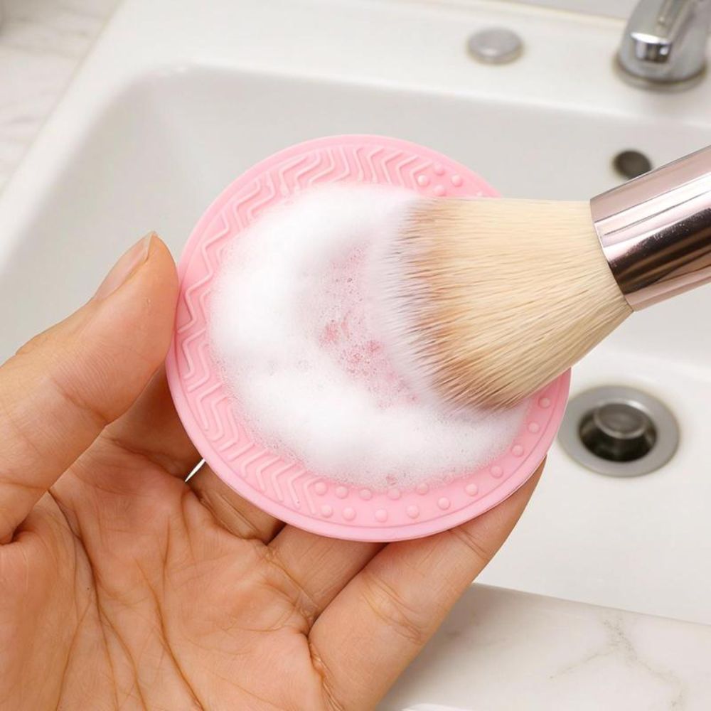 صابون تنظيف فرش المكياج للتنظي - مراجعة Cosmetic Sponge وسعره