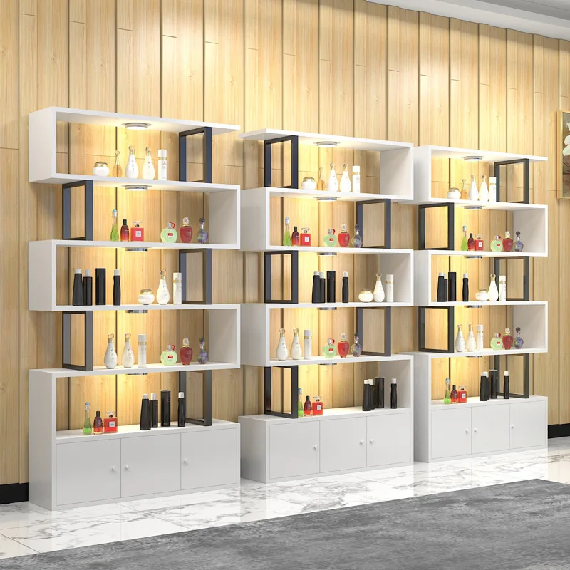 تصميم داخلي مخصص لمتجر مستحضرا - مراجعة Beauty Makeup Stores وسعره